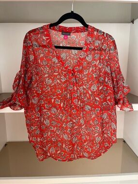 Vince Camuto Coral-Red Floral V-Neck Button Blouse